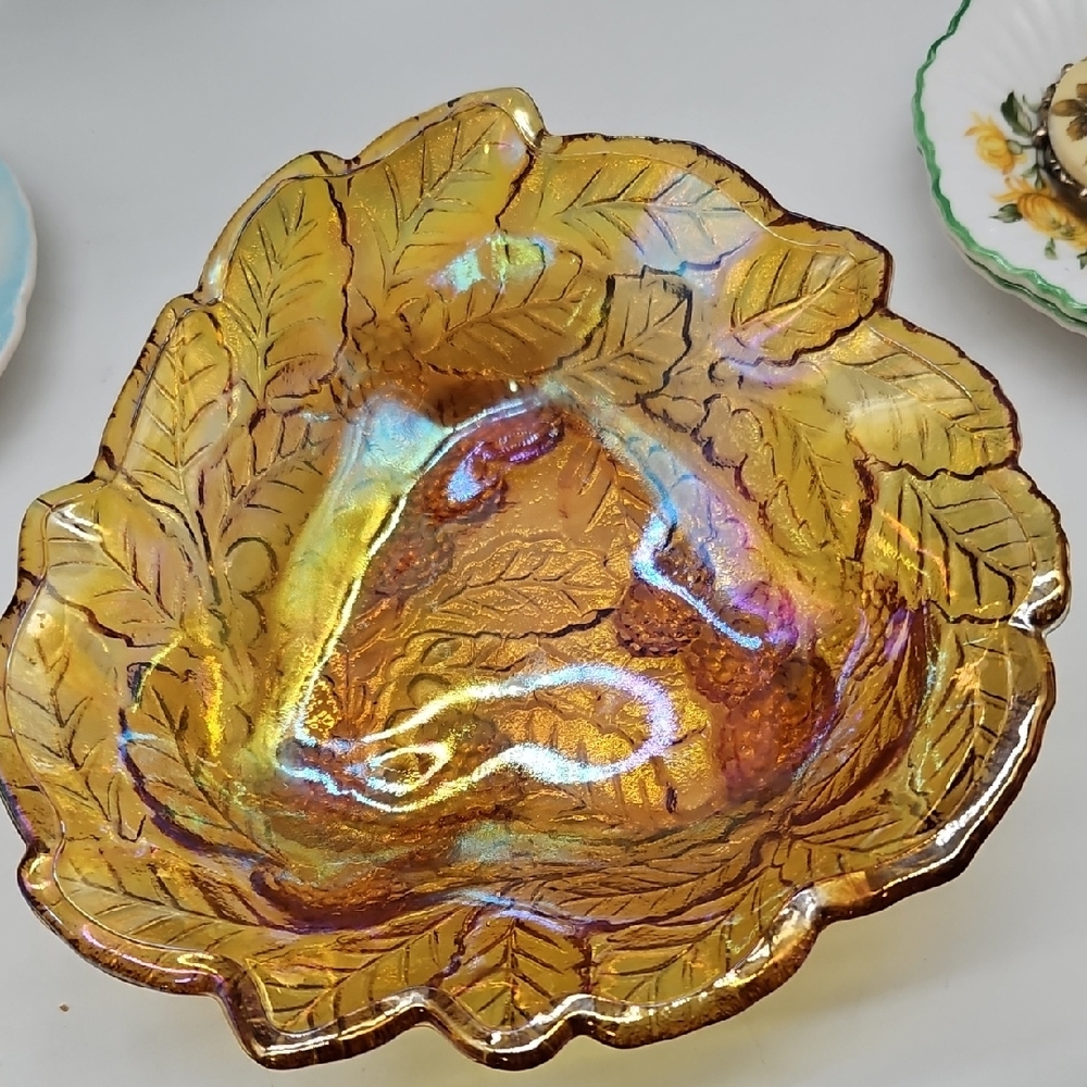Indianna Glass Loganberry Bowl
